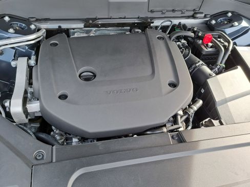 New 2026 Volvo XC90 B6 Plus image 9
