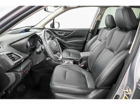 Used 2019 Subaru Forester Touring AWD/4WD image 34