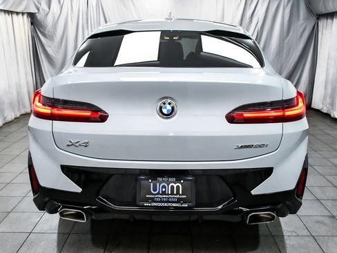 Used 2023 BMW X4 xDrive30i w/ M Sport Package image 5