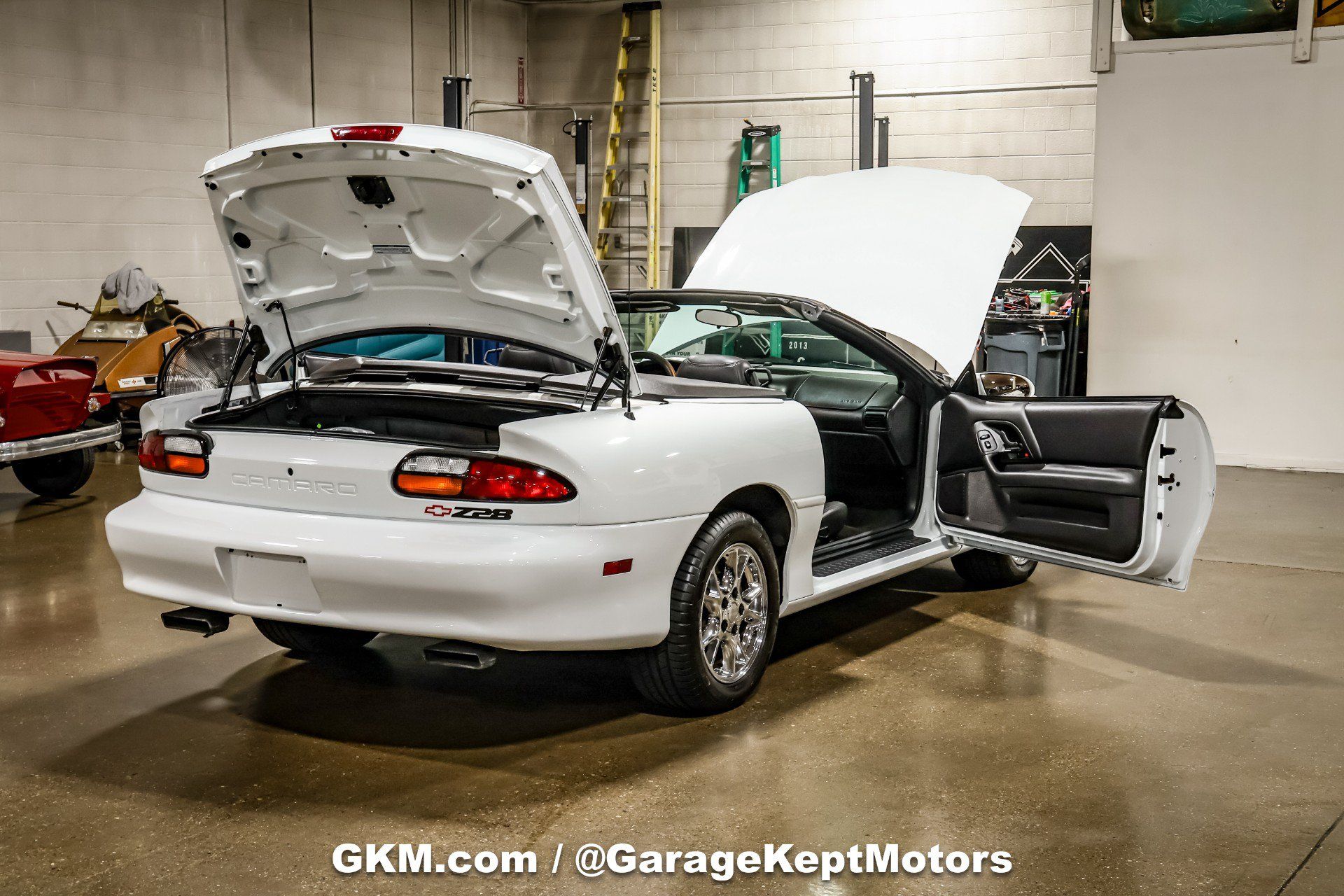 Used 2002 Chevrolet Camaro Z28 RWD image 72