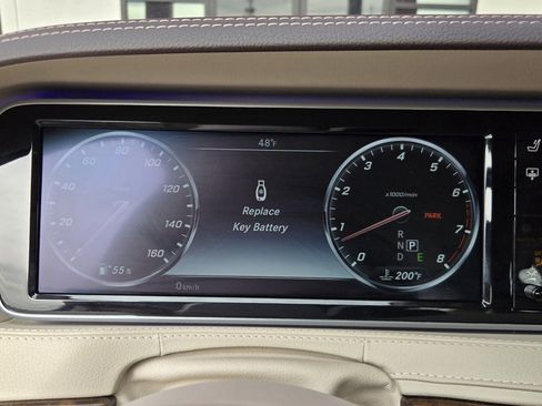 Used 2017 Mercedes-Benz S 550 Sedan image 27