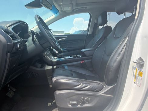 Used 2015 Ford Edge Titanium w/ Equipment Group 302A AWD/4WD image 11