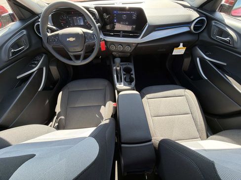 New 2026 Chevrolet Trax LS w/ LS Convenience Package FWD image 2