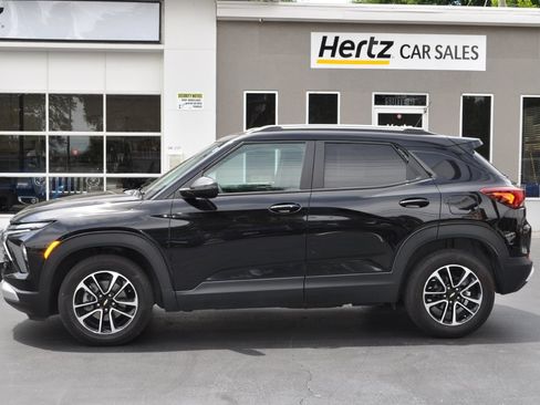 Used 2024 Chevrolet TrailBlazer LT FWD image 23