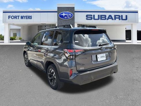 Used 2026 Subaru Forester Premium AWD/4WD image 5