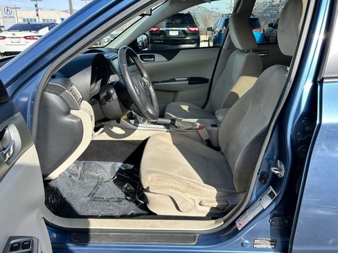 Used 2010 Subaru Impreza 2.5i Premium AWD/4WD image 12