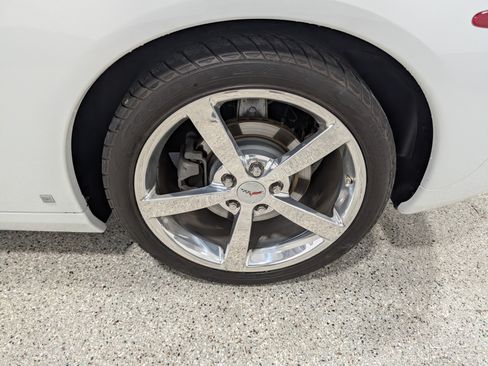 Used 2008 Chevrolet Corvette Convertible w/ Preferred Equipment Group RWD image 12