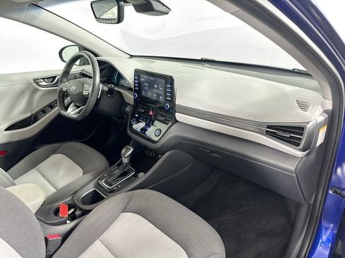 Used 2020 Hyundai Ioniq SEL FWD image 28