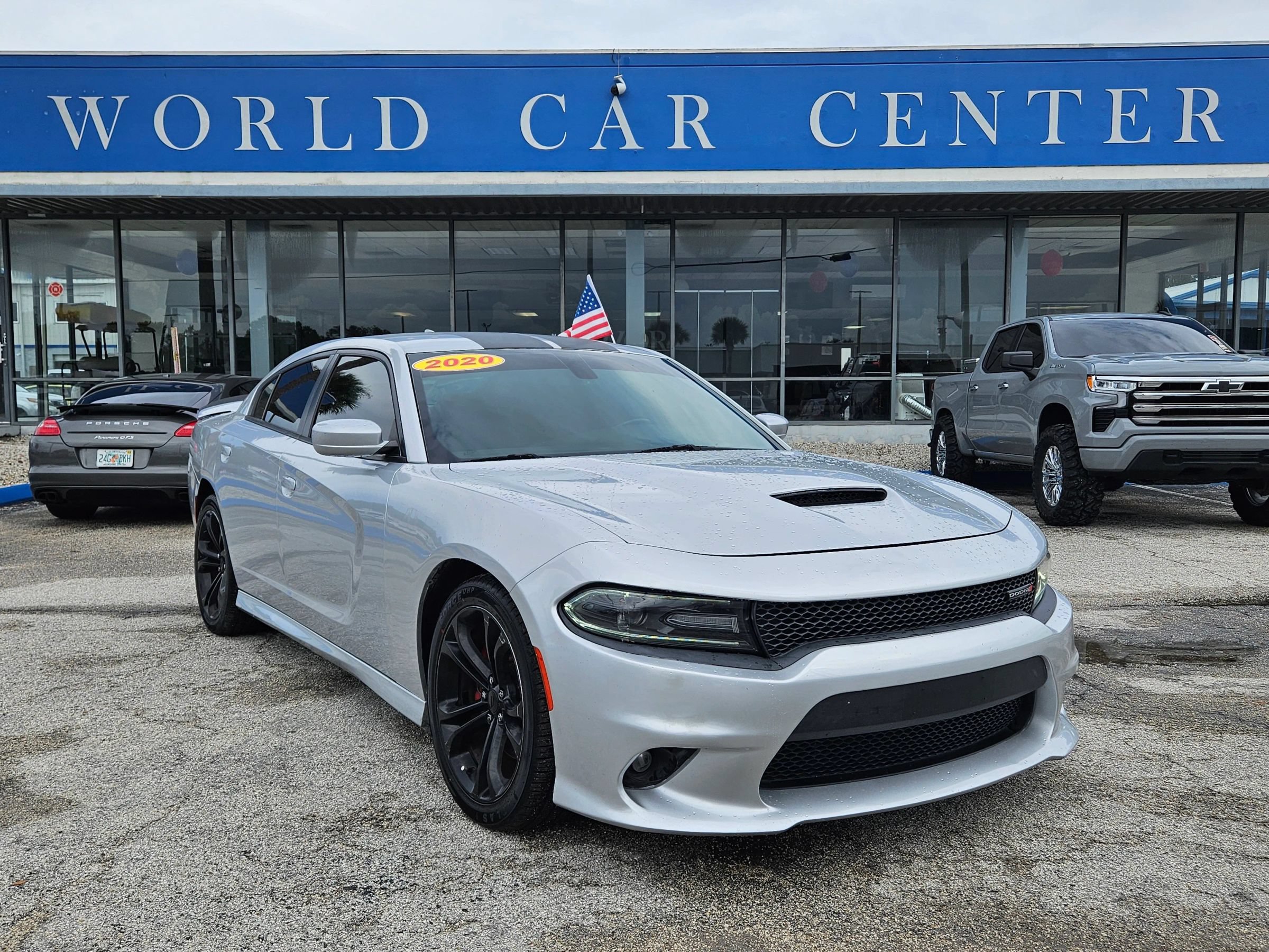 Used 2020 Dodge Charger R/T RWD image 1