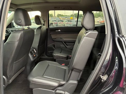 Used 2023 Volkswagen Atlas SEL R-Line AWD/4WD image 57