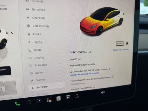 Used 2023 Tesla Model 3 Standard Range RWD image 11
