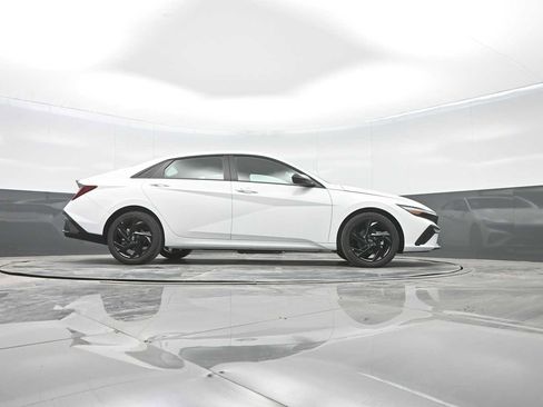 New 2026 Hyundai Elantra Sport w/ Cargo Package image 38