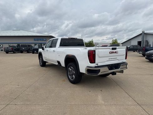 Used 2025 GMC Sierra 2500 SLT AWD/4WD image 5
