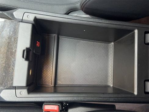 Used 2021 BMW 430i Coupe w/ M Sport Package image 37