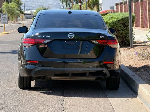 Used 2021 Nissan Sentra SV FWD image 5