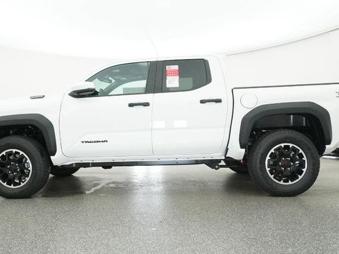 Certified 2025 Toyota Tacoma TRD Off-Road w/ TRD Off Road Upgrade Package image 10