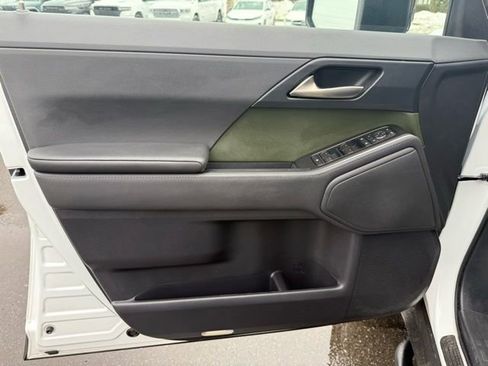 Used 2024 Lexus GX 550 image 26