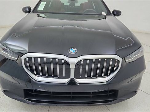 Used 2026 BMW 530i image 9