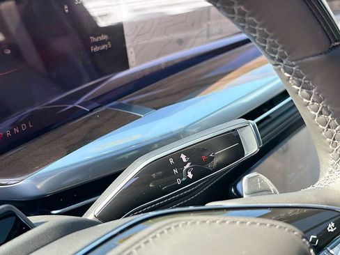 New 2026 Cadillac Escalade ESV Platinum Sport image 31