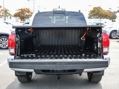 Certified 2019 Toyota Tacoma TRD Off-Road w/ TRD Premium Off Road Package RWD image 28