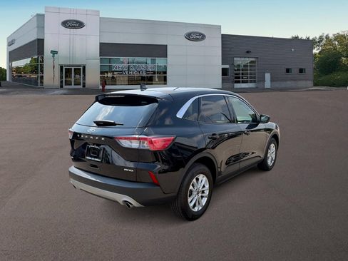 Used 2022 Ford Escape SE AWD/4WD image 9