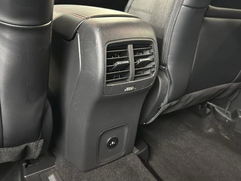 Certified 2025 Ford Escape ST-Line image 28