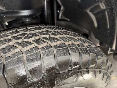 Used 2025 Jeep Wrangler Unlimited Sport AWD/4WD image 5