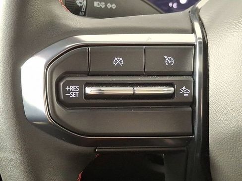 Used 2024 GMC Canyon AT4X image 22