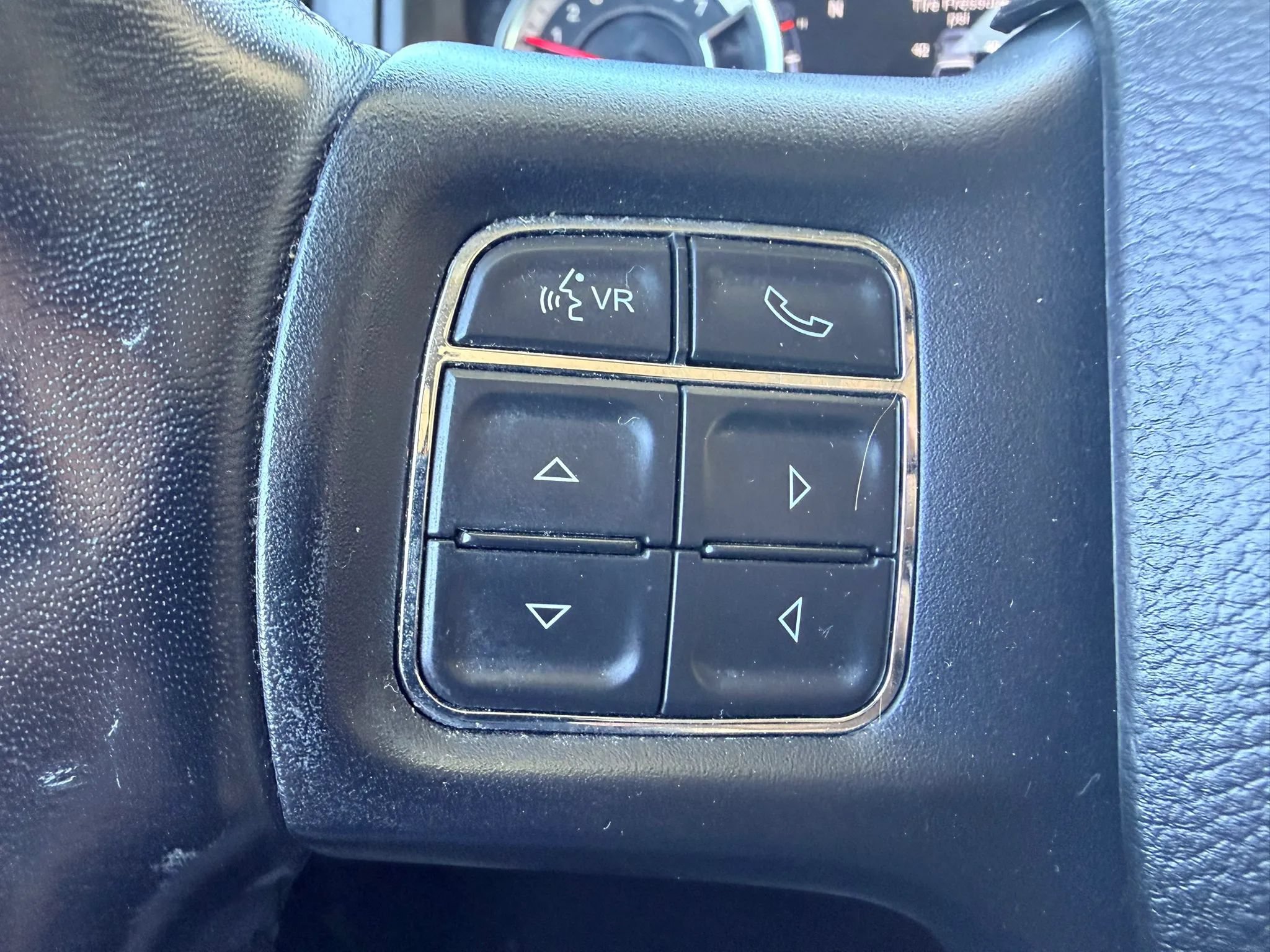 Used 2019 RAM 1500 Warlock AWD/4WD image 23