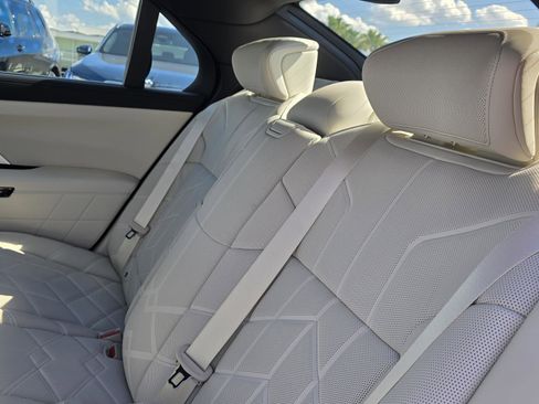 New 2026 BMW 760i xDrive w/ Luxury Rear Seating Package AWD/4WD image 12