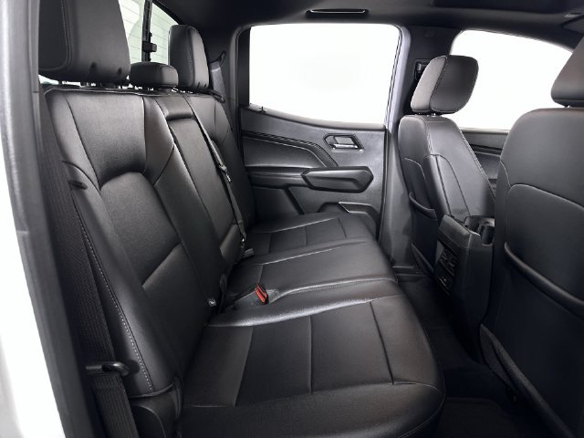 Used 2024 Chevrolet Colorado LT w/ LT Convenience Package III AWD/4WD image 28