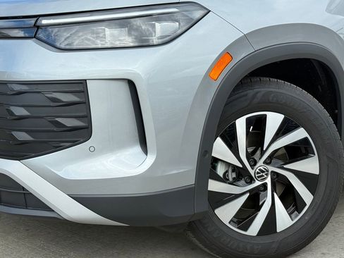 New 2026 Volkswagen Tiguan S image 2