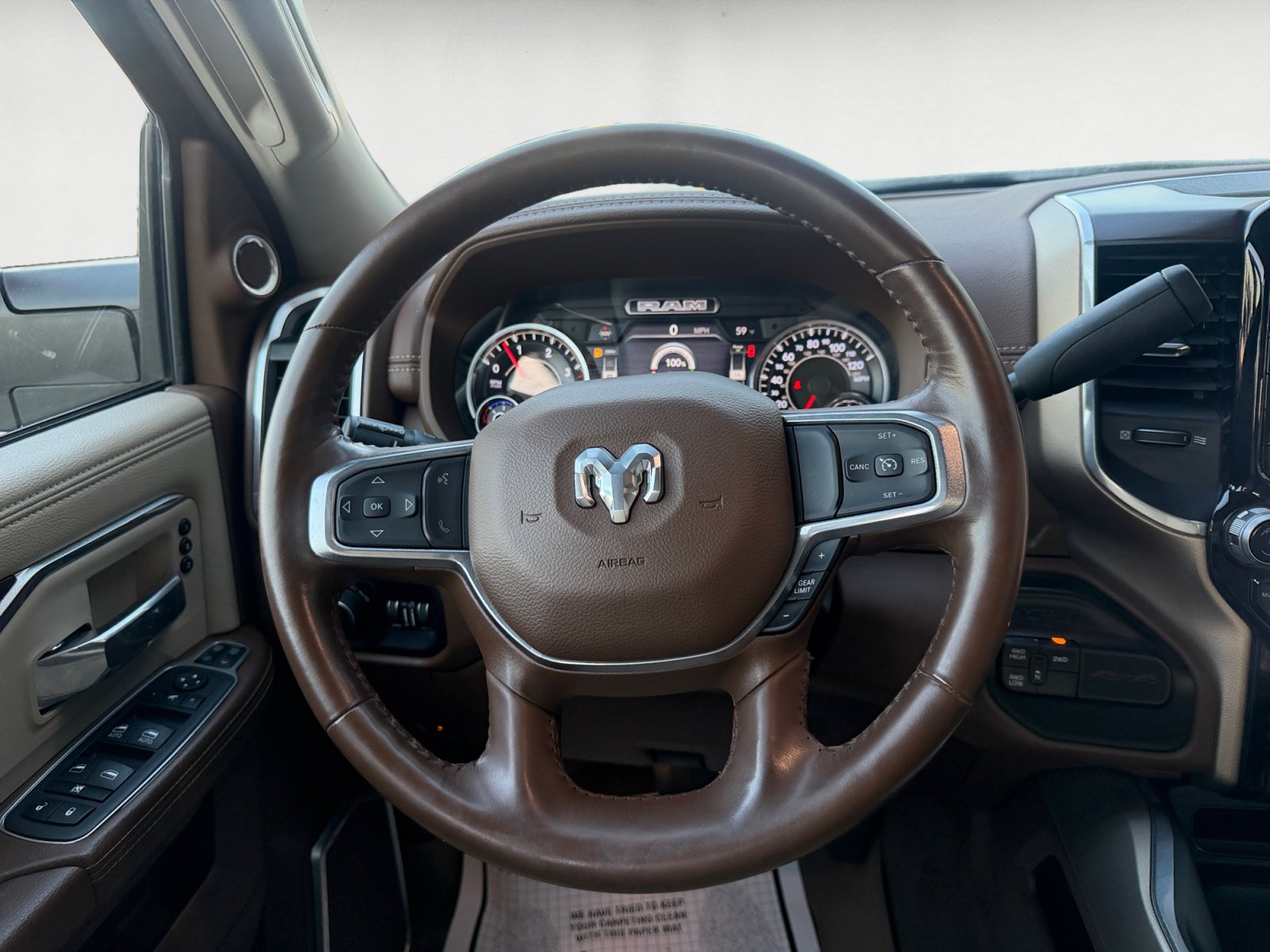Used 2023 RAM 2500 Laramie AWD/4WD image 11