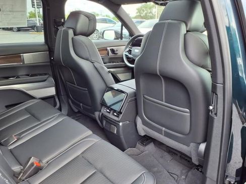 New 2026 Cadillac Vistiq Luxury image 20