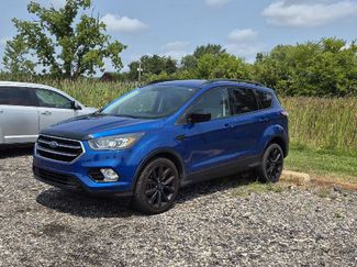Used 2018 Ford Escape SE w/ SE Sport Appearance Package AWD/4WD video 1