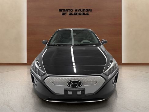 Used 2020 Hyundai Ioniq Limited image 9