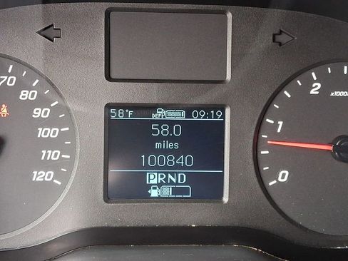 Used 2022 Mercedes-Benz Sprinter 2500 image 23
