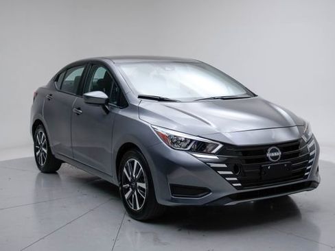 Used 2024 Nissan Versa SV image 9