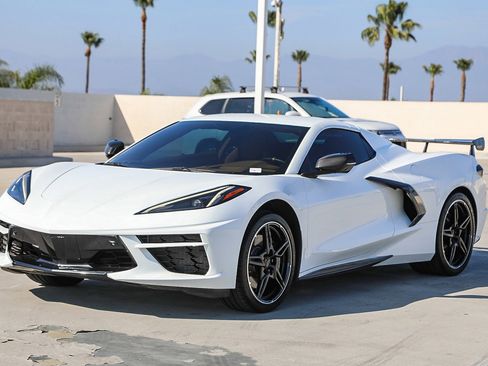 Used 2022 Chevrolet Corvette Stingray Premium Conv w/ Z51 Performance Package image 3