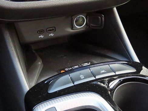 New 2025 Buick Envista Avenir image 17