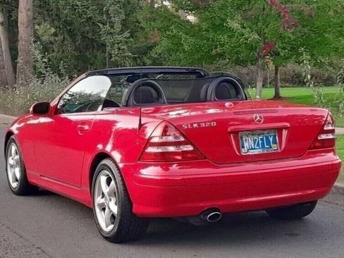 Used 2003 Mercedes-Benz SLK 320 image 3