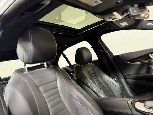 Used 2022 Mercedes-Benz E 350 4MATIC Sedan image 14