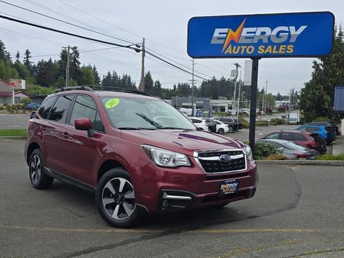 Used 2017 Subaru Forester 2.5i Premium AWD/4WD image 1