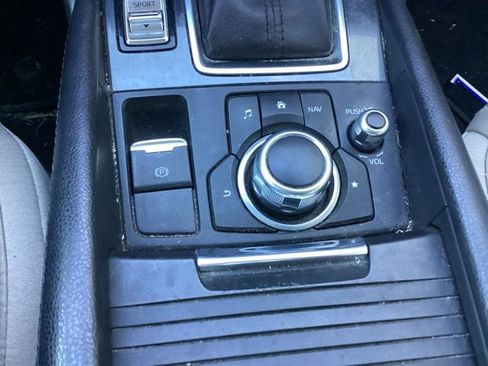 Used 2017 MAZDA MAZDA6 Sport image 29