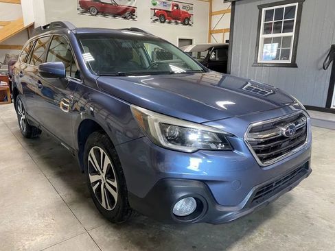 Used 2018 Subaru Outback 2.5i Limited w/ Popular Package #2 image 1