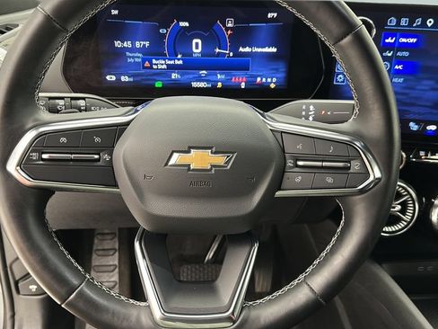 Used 2024 Chevrolet Blazer EV LT AWD/4WD image 16