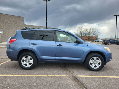 Used 2007 Toyota RAV4 2WD w/ 3rd Row image 3