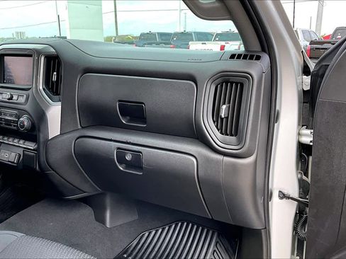 Used 2022 Chevrolet Silverado 1500 Custom w/ LPO, Dark Essentials Package image 19