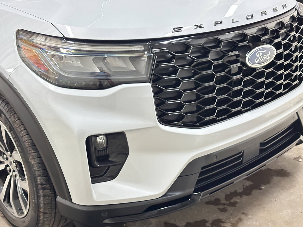 Used 2026 Ford Explorer ST-Line AWD/4WD image 15