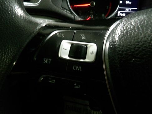 Used 2018 Volkswagen Passat 2.0T S image 16